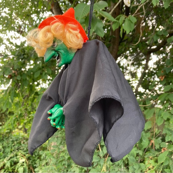 😻 3 for $13 *broken* Halloween Witch Hanging - Picture 4 of 11